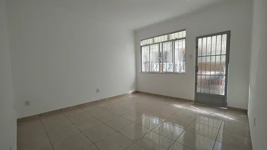 Casa com 2 Quartos à venda, 60m² no Aterrado, Volta Redonda
