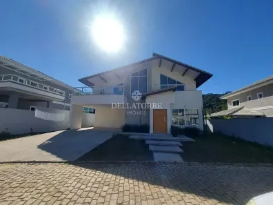 Casa com 3 Quartos à venda, 240m² no Albuquerque, Teresópolis