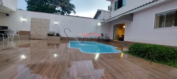 Casa com 4 Quartos à venda, 277m² no Jardim Amália, Volta Redonda