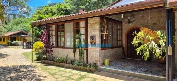 Fazenda/Sítio com 8 Quartos à venda, 500m² no Granja Mafra, Teresópolis