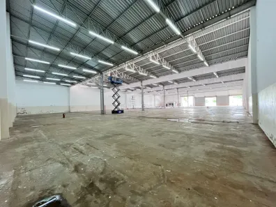 Galpão/Depósito/Armazém para alugar, 3200m² no Jardim Carvalho, Bauru