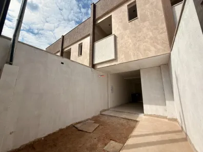 Casa com 2 Quartos à venda, 83m² no Santa Amélia, Belo Horizonte