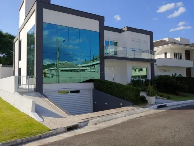 Casa de Condomínio com 3 Quartos à venda, 347m² no Cachoeira do Bom Jesus, Florianópolis