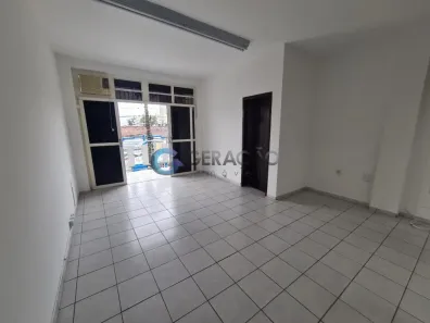 Sala Comercial para alugar, 57m² no Centro, São José dos Campos