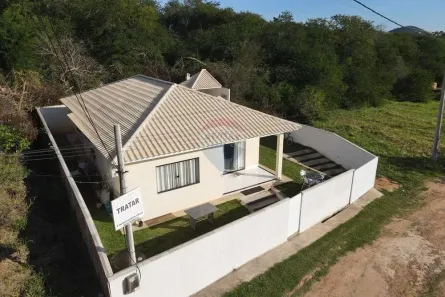 Casa de Condomínio com 3 Quartos à venda, 177m² no Caluge, Itaboraí