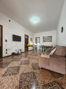 Casa com 3 Quartos à venda, 200m² no Araguaia, Belo Horizonte
