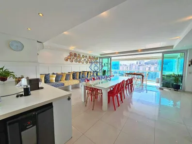 Apartamento com 3 Quartos à venda, 180m² no Pitangueiras, Guarujá