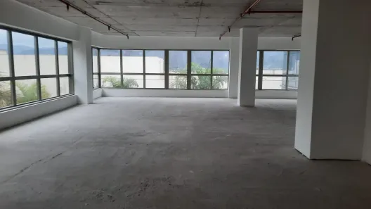 Sala Comercial para venda ou aluguel, 129m² no Recreio dos Bandeirantes, Rio de Janeiro