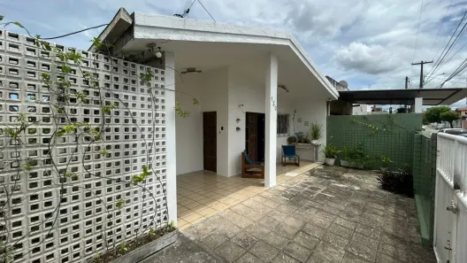 Casa com 4 Quartos à venda, 330m² no Expedicionários, João Pessoa