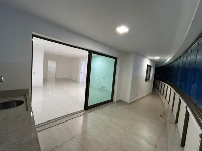 Apartamento com 3 Quartos à venda, 142m² no Parque Califórnia, Campos dos Goytacazes