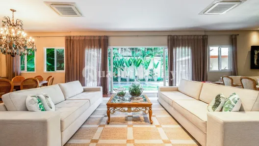 Casa com 4 Quartos à venda, 700m² no Jardim Leonor, São Paulo