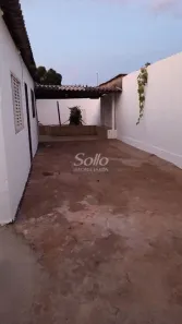 Casa com 2 Quartos para alugar, 90m² no São Jorge, Uberlândia