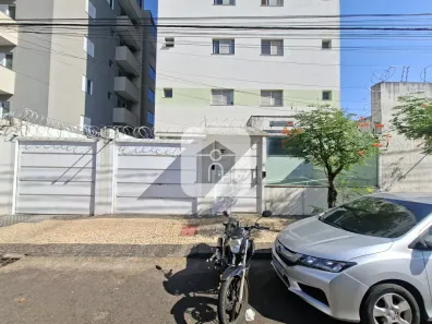 Apartamento com 2 Quartos para alugar, 60m² no Saraiva, Uberlândia
