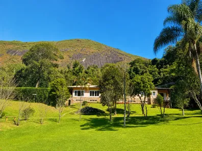 Casa com 6 Quartos à venda, 170000m² no Cuiabá, Petrópolis