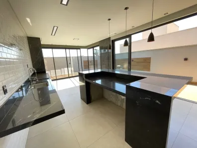 Casa de Condomínio com 4 Quartos à venda, 226m² no Residencial Goiânia Golfe Clube, Goiânia