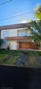 Casa de Condomínio com 3 Quartos à venda, 306m² no Grama, Juiz de Fora