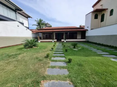 Casa com 5 Quartos para alugar, 70m² no Centro, Rio das Ostras