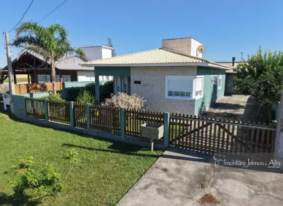 Casa com 3 Quartos à venda, 160m² no Itapiruba, Imbituba