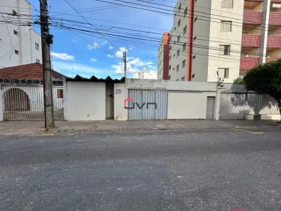 à venda, 346m² no Centro, Uberlândia