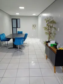 Sala Comercial à venda, 35m² no Menino Deus, Porto Alegre