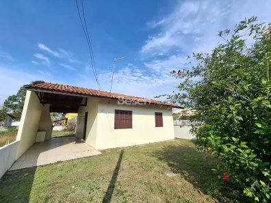 Casa com 2 Quartos à venda, 79m² no Barra do Saí, Itapoá