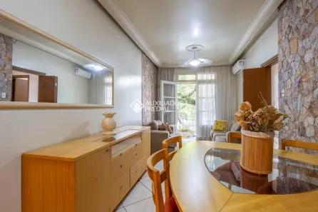 Apartamento com 3 Quartos para alugar, 71m² no Menino Deus, Porto Alegre
