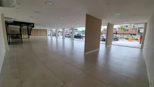Ponto Comercial para alugar, 600m² no Centro, Belford Roxo