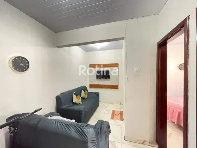 Casa com 2 Quartos à venda, 110m² no Martins, Uberlândia