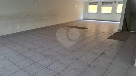 Prédio Comercial para alugar, 870m² no São Judas, São Paulo