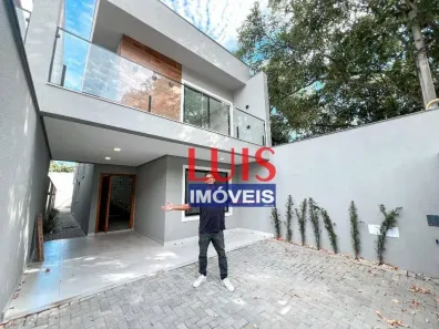 Casa com 4 Quartos à venda, 250m² no Piratininga, Niterói
