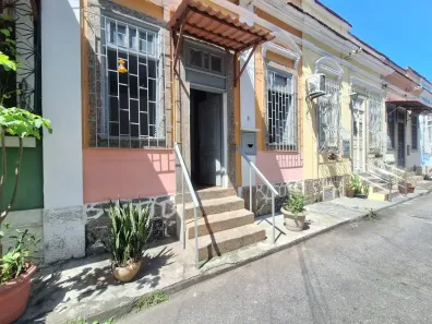 Casa com 2 Quartos para alugar, 60m² no Centro, Rio de Janeiro