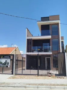 Sobrado com 3 Quartos à venda, 150m² no Portão, Curitiba
