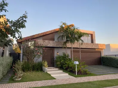 Casa de Condomínio com 3 Quartos à venda, 231m² no Ribeirão do Lipa, Cuiabá