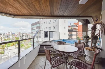 Apartamento com 3 Quartos à venda, 203m² no Bela Vista, Porto Alegre