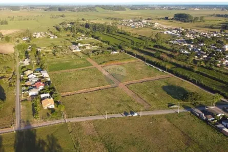 Lote/Terreno à venda, 336m² no Sombrio, Sombrio