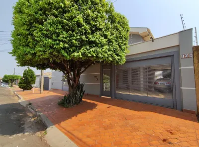 Sobrado com 2 Quartos à venda, 329m² no Vila Vilas Boas, Campo Grande