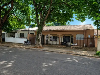 Casa com 3 Quartos à venda, 250m² no Vila Morangueira, Maringá