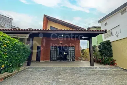 Casa com 3 Quartos à venda, 173m² no Jardim Marcia, Peruíbe