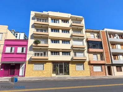 Apartamento com 2 Quartos à venda, 77m² no Cidade Baixa, Porto Alegre