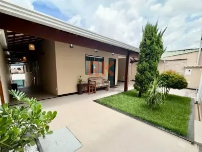 Casa com 3 Quartos à venda, 275m² no Santa Mônica, Belo Horizonte