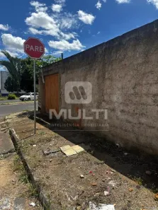 Lote/Terreno com 1 Quarto à venda, 12m² no Lagoinha, Uberlândia
