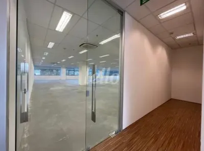 Sala Comercial para alugar, 715m² no Lapa de Baixo, São Paulo