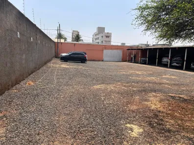 Lote/Terreno à venda, 800m² no Brasil, Uberlândia