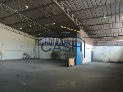 Galpão/Depósito/Armazém para alugar, 800m² no Jacarepaguá, Rio de Janeiro