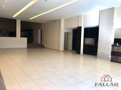 Ponto Comercial à venda, 600m² no Centro, Santos