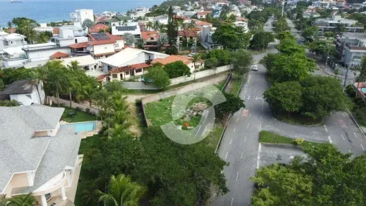 Lote/Terreno à venda, 290m² no Camboinhas, Niterói