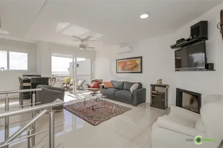 Casa de Condomínio com 3 Quartos à venda, 251m² no Praia de Belas, Porto Alegre