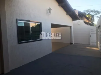 Casa com 3 Quartos à venda, 205m² no Jardim São Bento, Uberaba