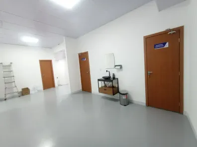 Sala Comercial para alugar, 40m² no Parque 10 de Novembro, Manaus
