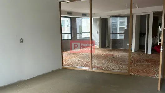 Sala Comercial para alugar, 76m² no Vila Olímpia, São Paulo